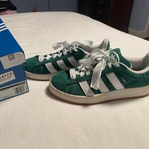 Adidas originals Campus Green - size 9